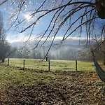 Domaine De La Contie بيت للعطل